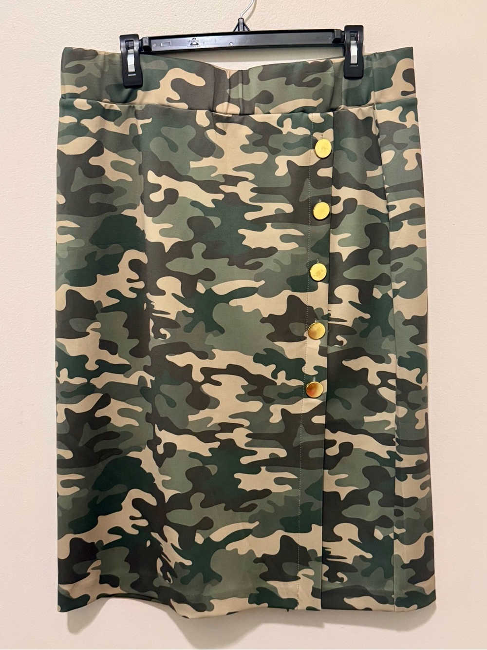 Camouflage Button-Front Midi Pencil Skirt - Green Camo